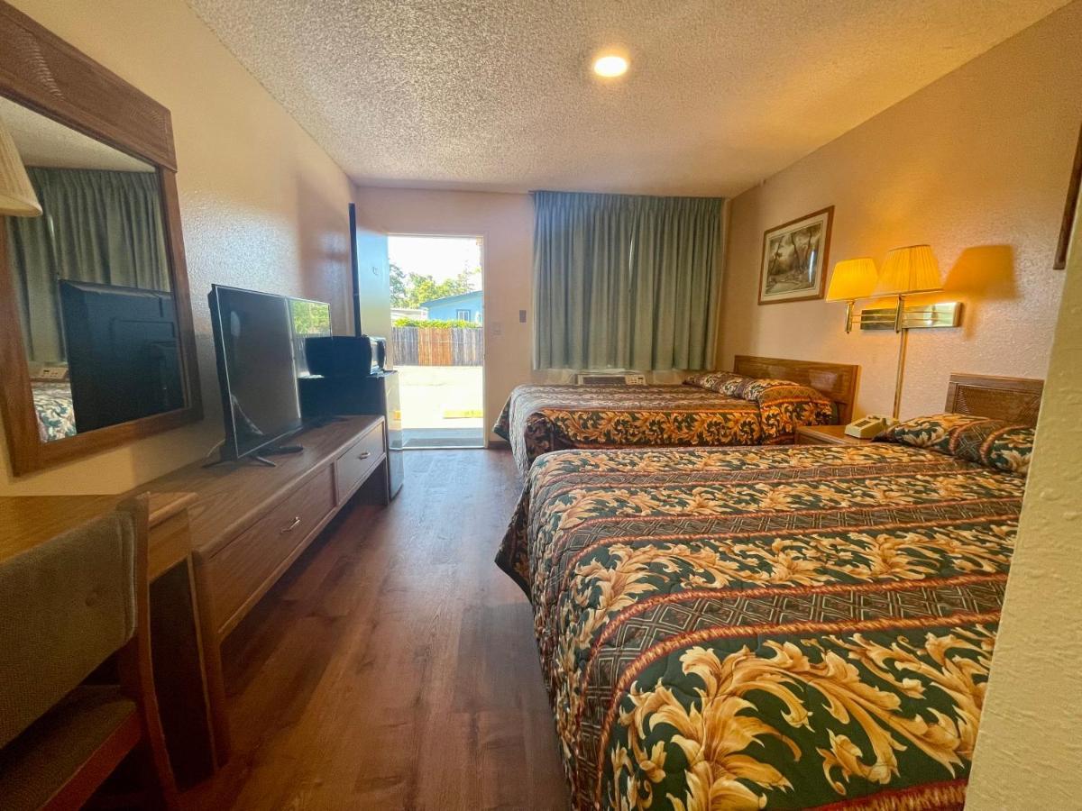 Regency Inn Lakeport Eksteriør bilde