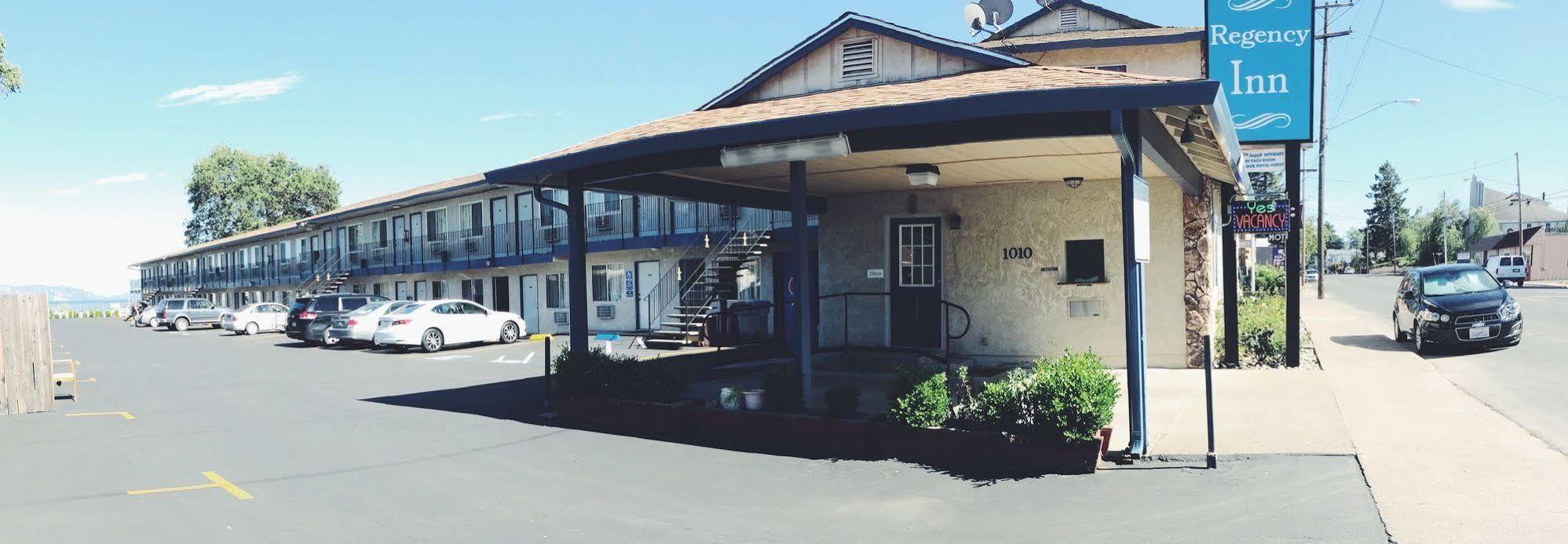 Regency Inn Lakeport Eksteriør bilde