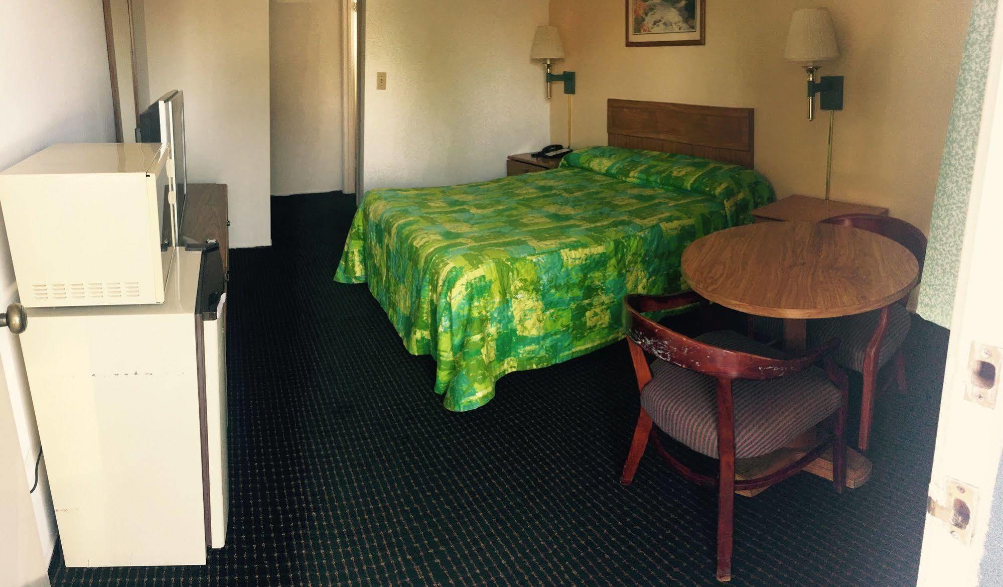 Regency Inn Lakeport Eksteriør bilde