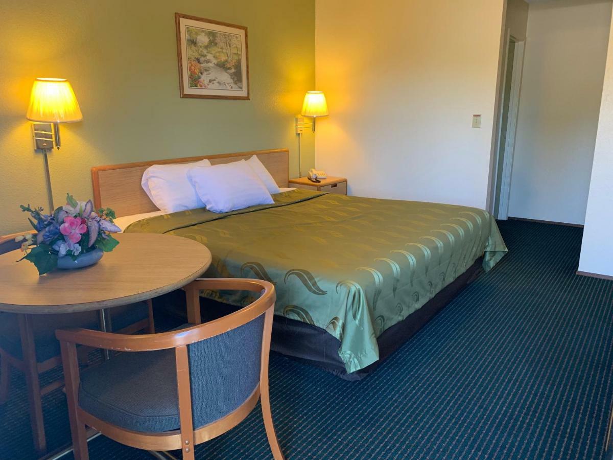 Regency Inn Lakeport Eksteriør bilde